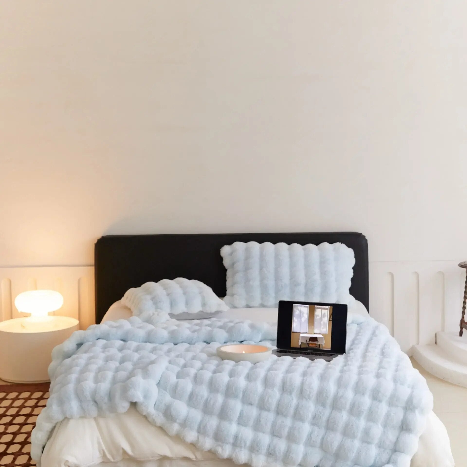 Plush Faux Fur Throw Blanket for Bed and Sofa with Textured Bubble Design and Machine Washable Finish