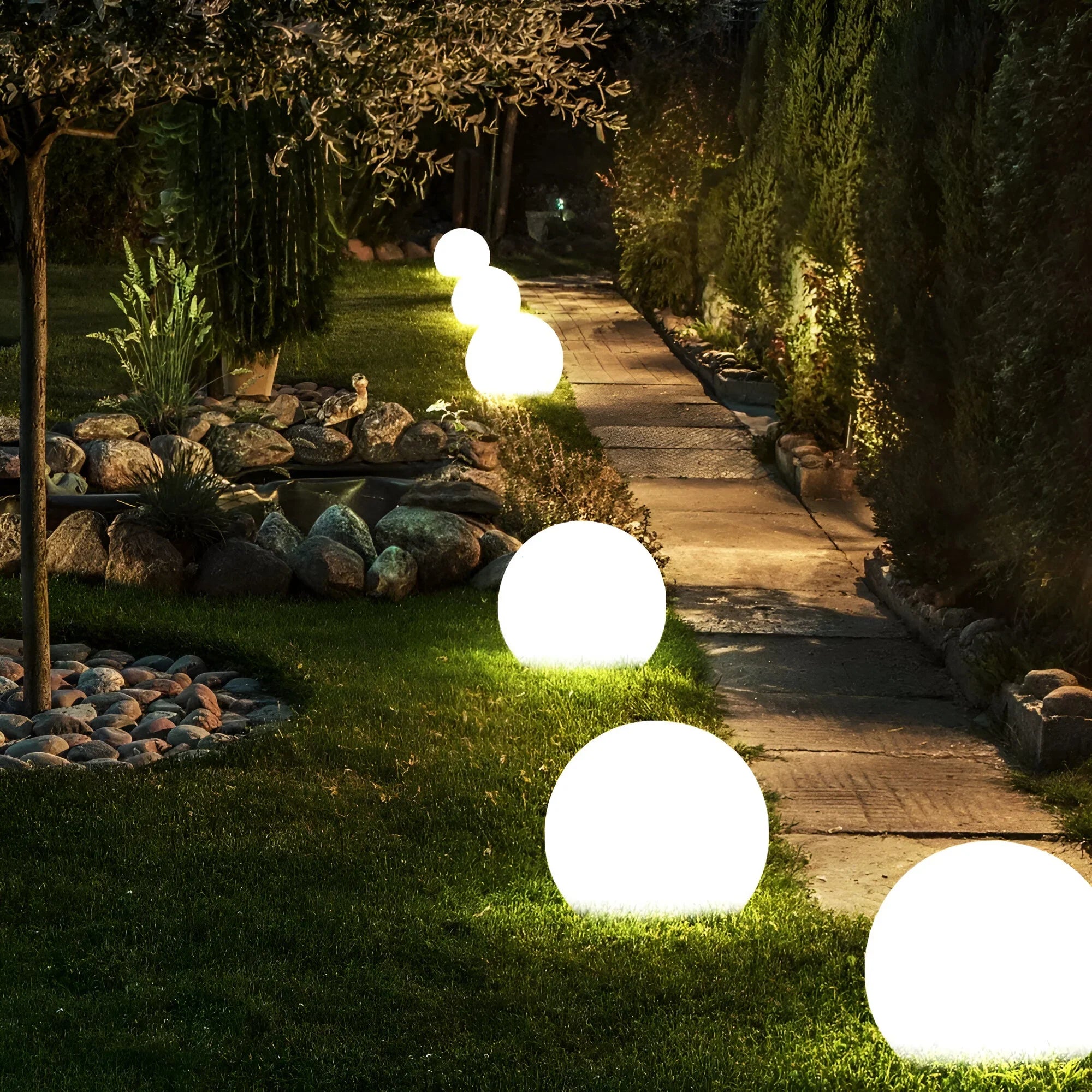 Wireless Weatherproof Spherical Garden Light for Outdoor and Indoor Use