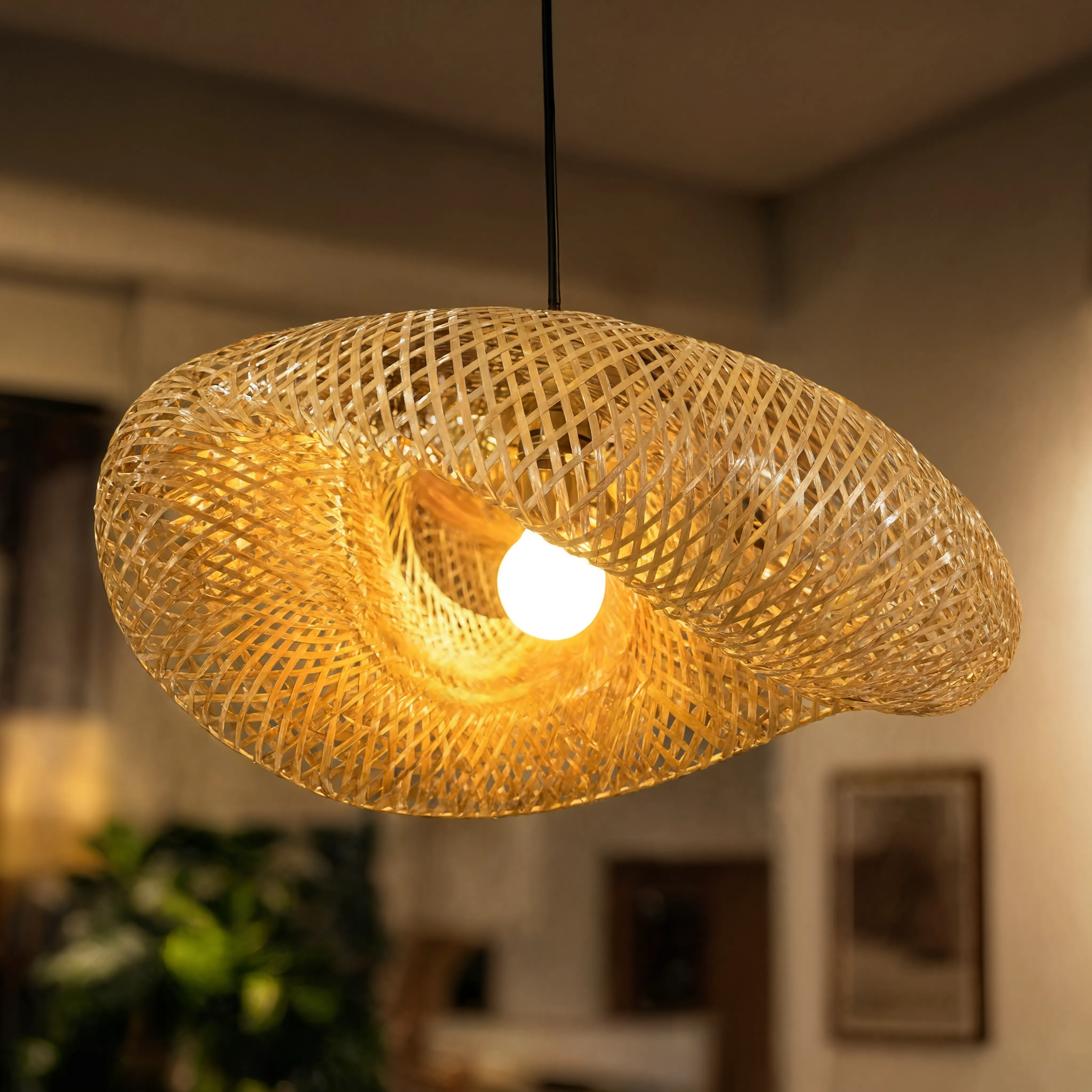 Braided Bamboo Pendant Light for Dining Room and Bedroom