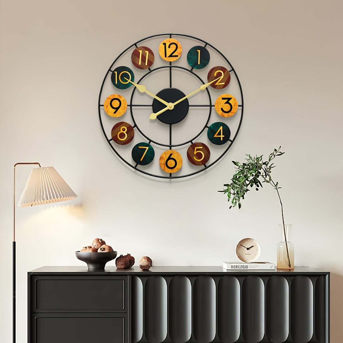Retro Metal Wall Clock with Silent Quartz Movement for Home and Café Décor