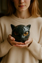 Cat Head Sculpture with Hypnotic Eyes for Home Décor