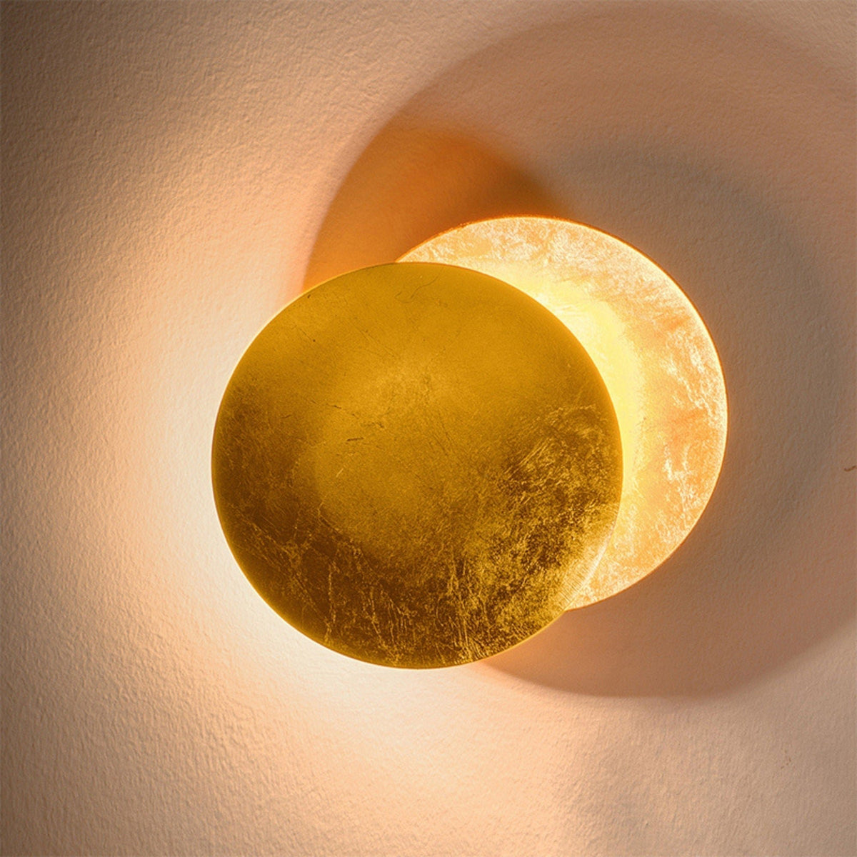 Modern LED Wall Sconce with Moon-Inspired Halo Light for Bedroom, Hallway and Living Room - Sofitte