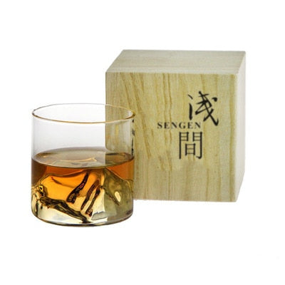 Crystal Whiskey Glass for Japanese-Inspired Enjoyment and Timeless Elegance