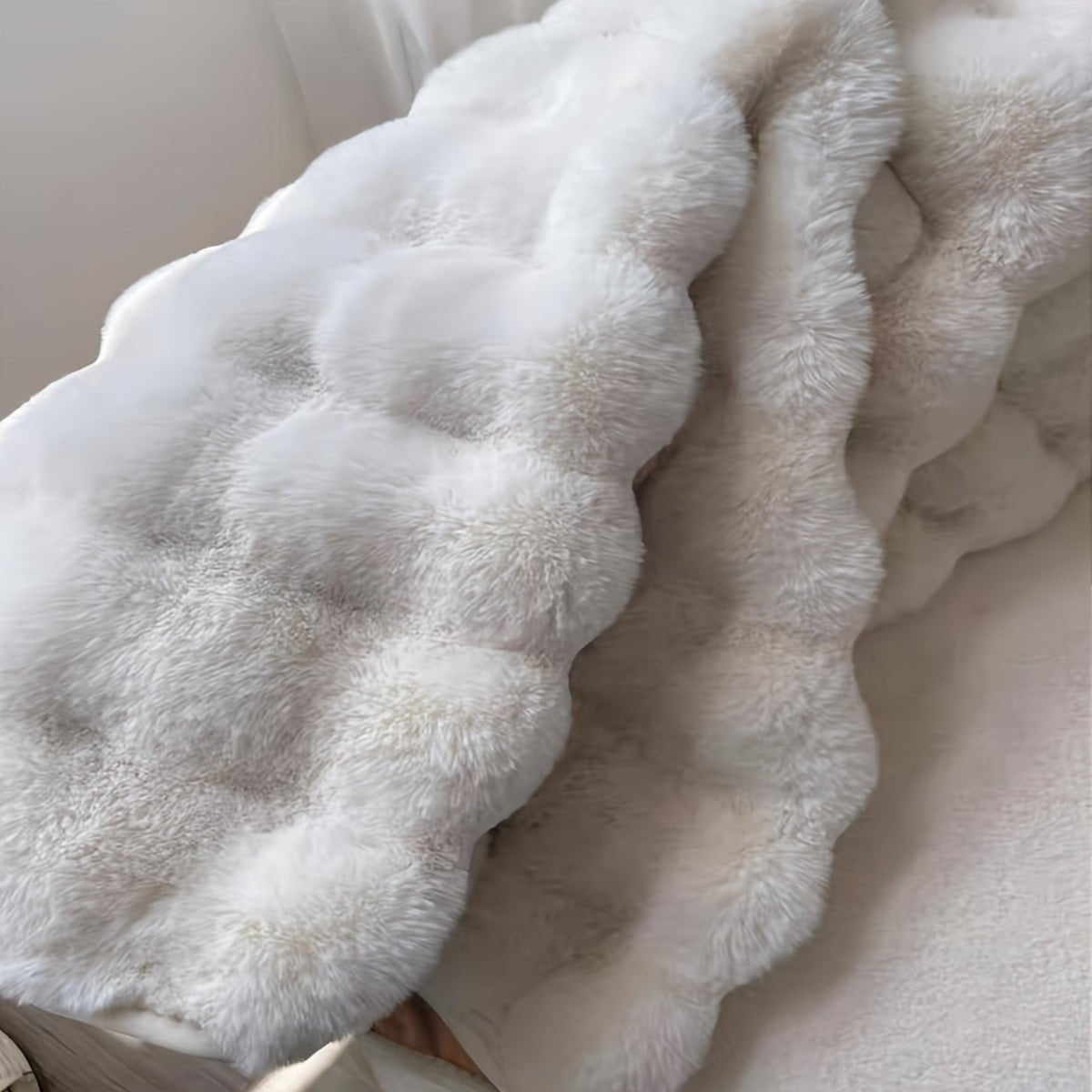 Round Bubble Rug for Living Room and Bedroom - Soft Fluffy Fleece Carpet - Sofitte